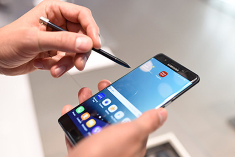 Samsung временно спира производството на Galaxy Note 7