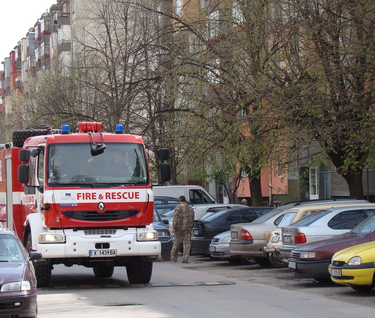 "Ауди" горя на ул."П.Евтимий"