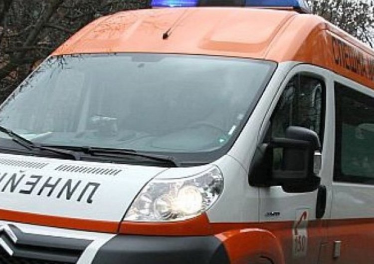 Кола блъсна 5 годишно, шофьорът избягал