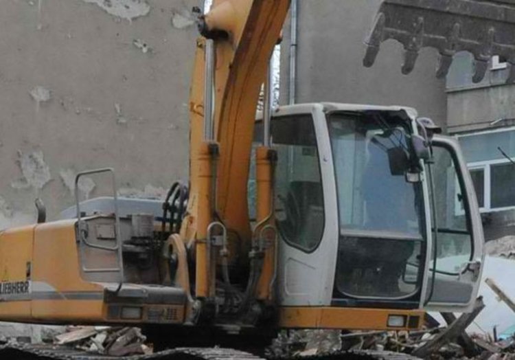 Бутат незаконните къщи в ”Арман махала” в Пловдив