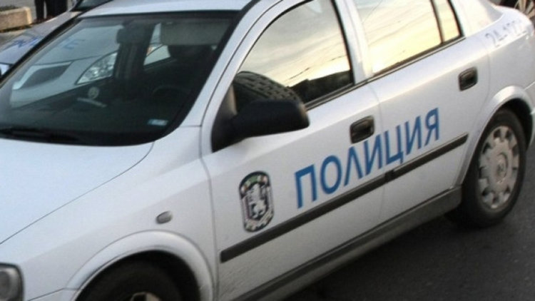 Четири крадени коли са иззети при полицейска акция в пернишка автоморга