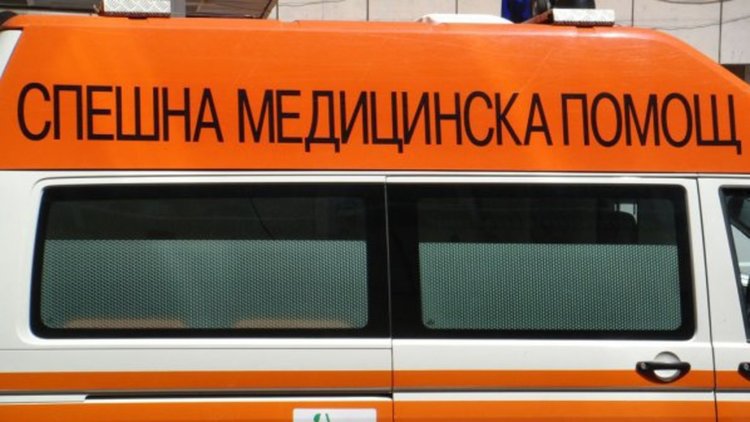 Семейно меле в Радомир прати няколко души в болница