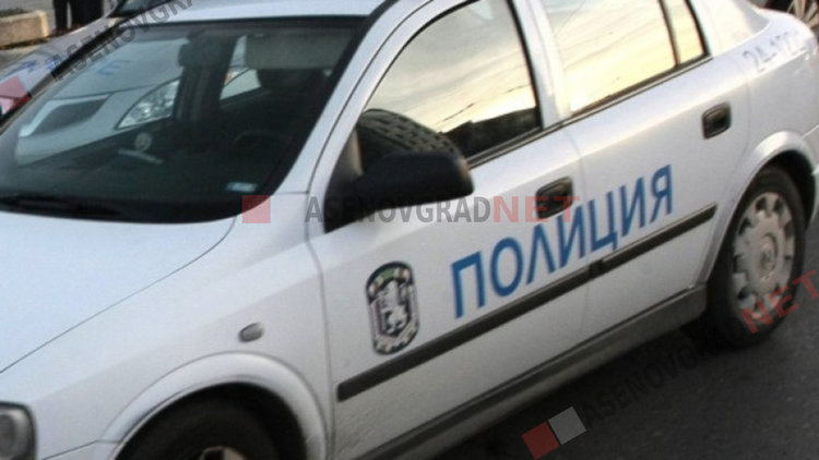 Кукленец зад волана нацели крайпътна стена насред Пловдив
