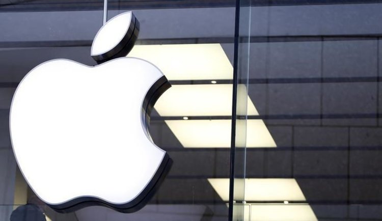 12 от Apple арестувани за теч на информация