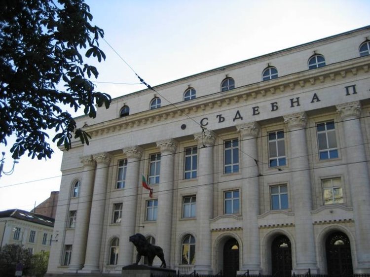 Прокуратура влиза в Комисията за финансов надзор заради "Олимпик"