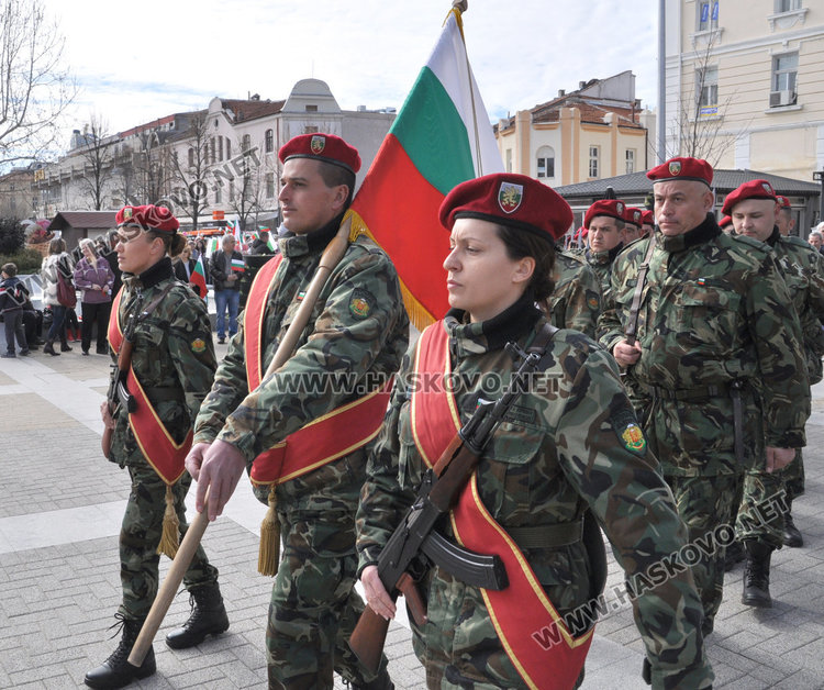 България празнува деня на Освобождението