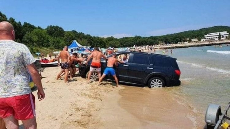 Скандалът с джип в морето проваля републиканско първенство по джет ски