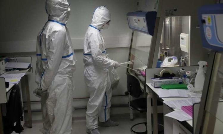 Френският министър на културата е заразен с коронавирус