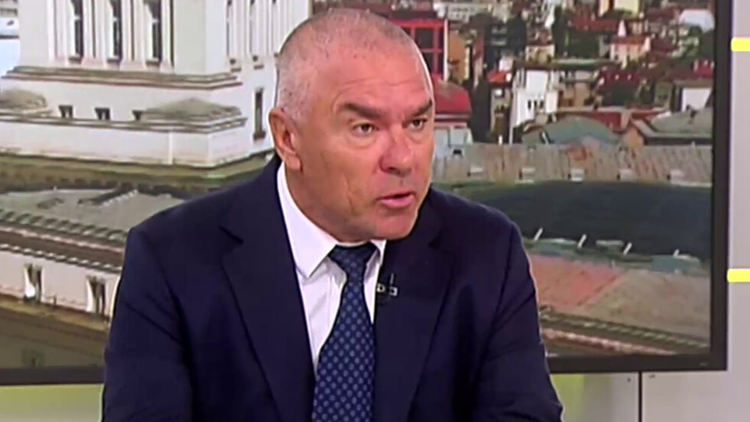 Марешки: Даваме зелена светлина за старт на дебат за нова Конституция