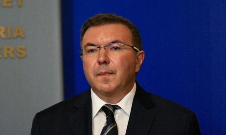 Карантините и хоспитализирането в нова заповед