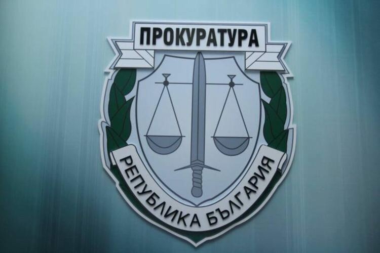 Прокуратурата се самосезира за антиваксърите във Варна