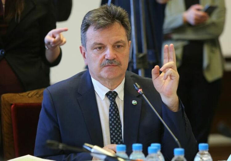 Д-р Симидчиев: 70% от болните с COVID-19 са лекувани с антибиотик профилактично