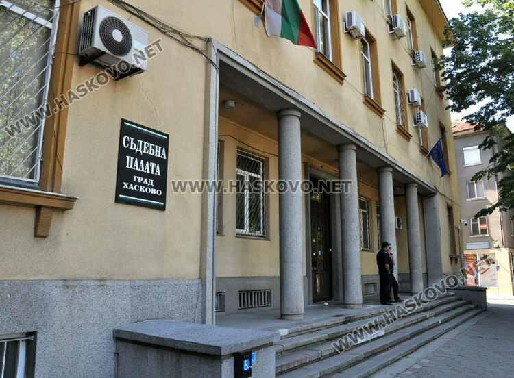 Задържаха издирван за причиняване на тежка катастрофа и заплахи