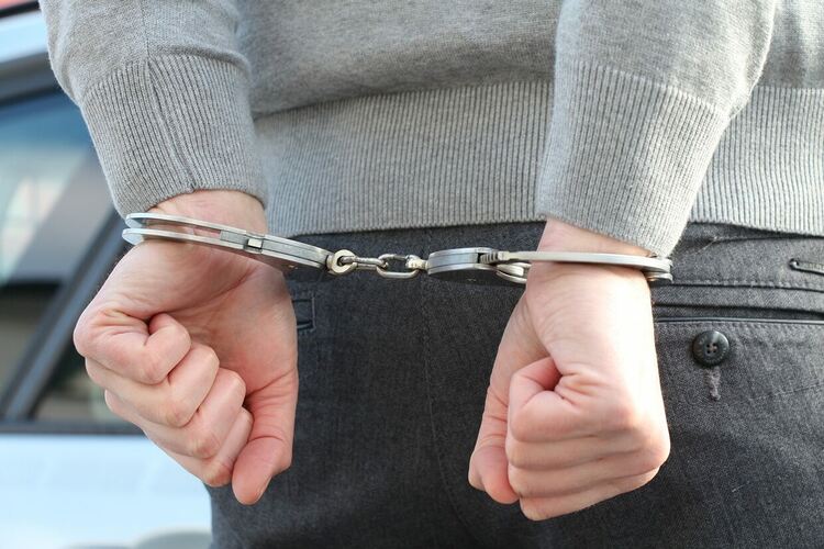 Задържаха двама мъже за хулиганство в Димитровград