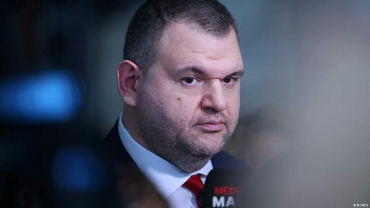 Когато Пеевски и Доган излязат на светло