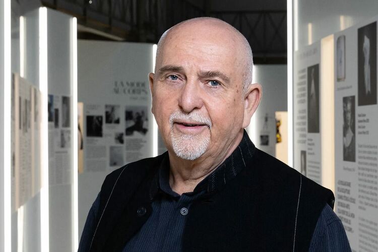 Чуйте последния сингъл  на Peter Gabriel, „Live and Let Live“ от албума „i/o“