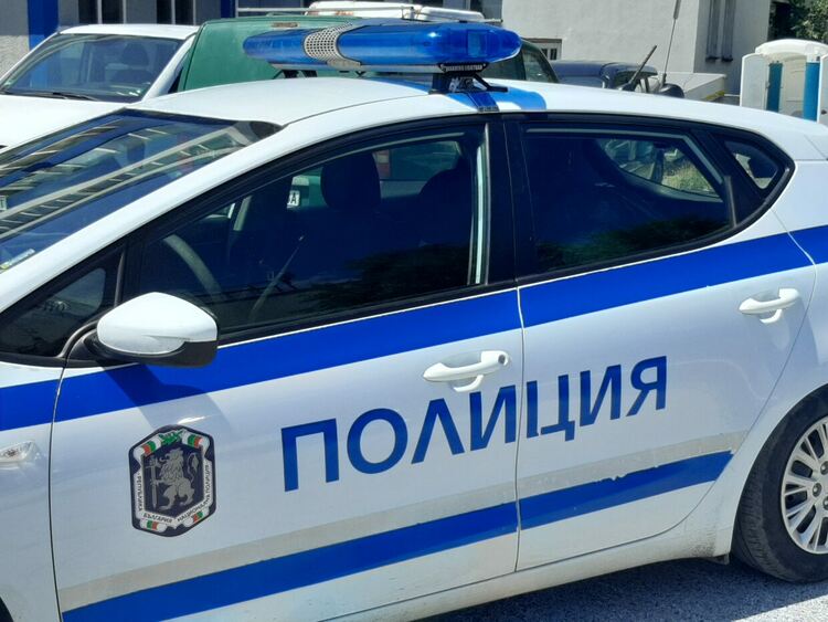 Задържаха жител на Златовръх за притежание на наркотици