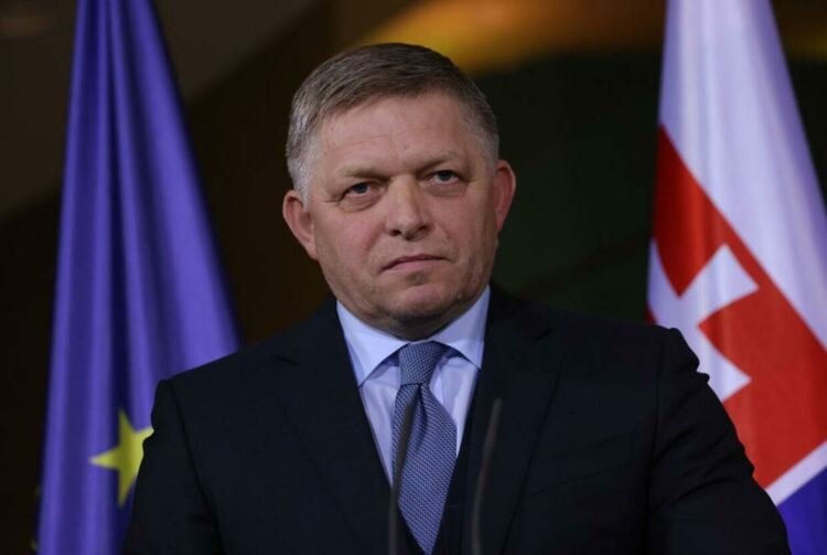 Словакия заплаши Украйна заради спирането на руския газ 
