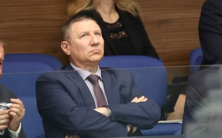 Сарафов-младши разширява имотната си империя