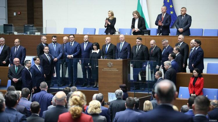 Новото правителство положи клетва и официално встъпи в длъжност