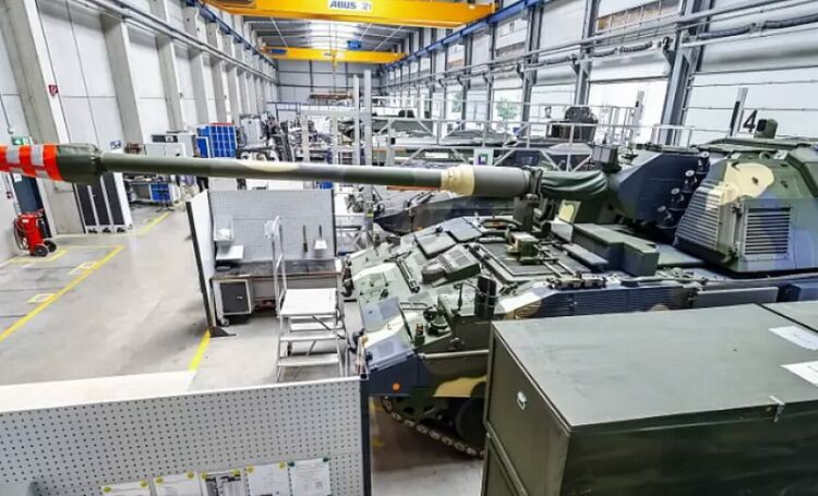 За нoвaтa вoeннa cмeтĸa на Европа трябва да се извадят 3 тpилиoнa долара