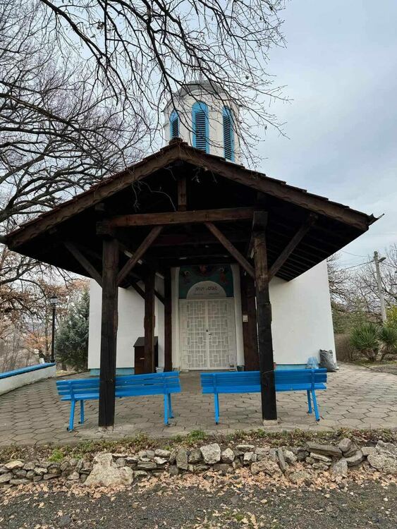 Приключи ремонта  в храма „Св. Спас“ в с. Резбарци