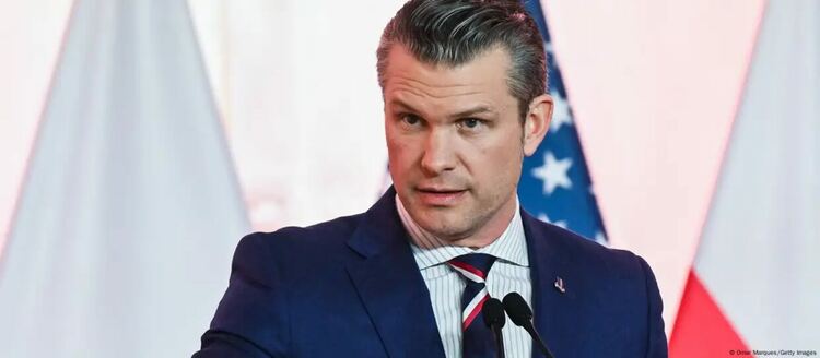 Нов скандал в Пентагона: още един общ чат в Signal