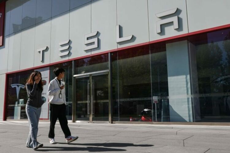Tesla сключи мегасделка с Китай за 560 млн. долара