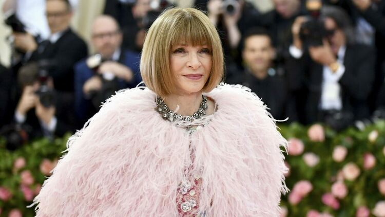 Ана Уинтур се оттегля като главен редактор на Vogue след близо 40 г. на поста