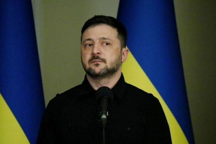 Файненшъл Таймс: Зеленски ще обяви президентски избори и референдум за мир на 24 февруари