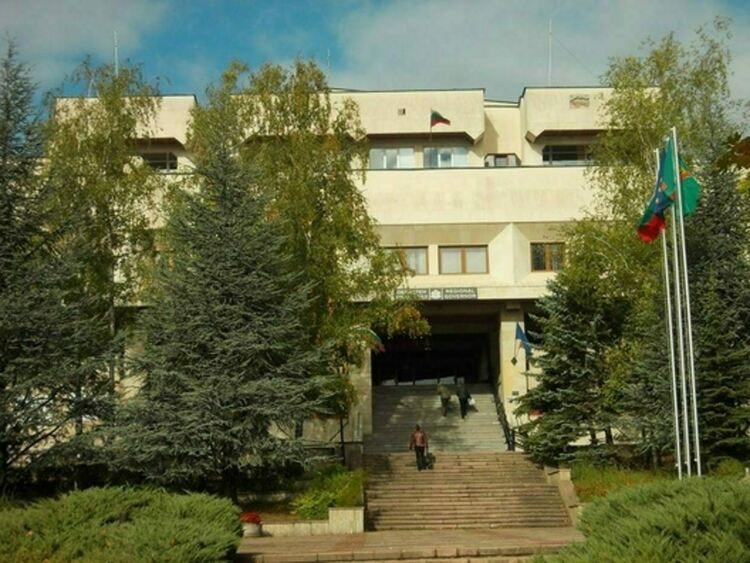 Българският институт за правни инициативи представя в Златоград и Смолян речника „Върховенство на правото от А до Я“