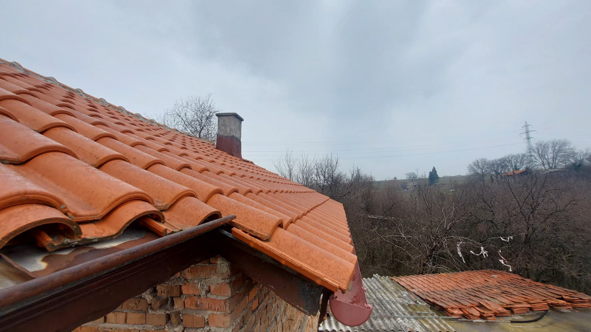 Парцел с вила в кв.Изгрев,гр.Хасково